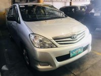 2009 Toyota Innova J GAS MT cah or 20percent down