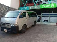 2016 TOYOTA HIACE COMMUTER 3.0L M/T SILVER