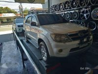 Toyota Fortuner Automatic 2.7 vvti 2006 sale or swap