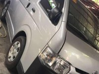 2018 TOYOTA Hiace Commuter 30 manual silver