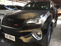 2016 Toyota Fortuner 2.4 G 4x2 Diesel Black Automatic