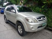 Toyota Fortuner G 2.7 gas Well maintained 2006