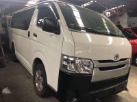 2017 Toyota Hiace Commuter 3000L White Manual Shift