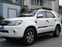 2009 Toyota Fortuner G automatic dsl FOR SALE