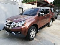 Almost brand new Isuzu Mu-X Gasoline 2015