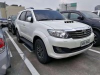 Selling 2014 Toyota Fortuner V 4x4