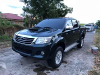 SELLING Toyota Hilux G