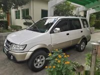 2012 Isuzu Crosswind Manual Gasoline well maintained