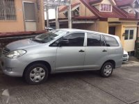 Toyota Innova J 2011 FOR SALE