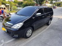 SELLING TOYOTA Innova V dsl AT 2010