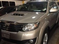 Toyota Fortuner V 4x4 2012 FOR SALE