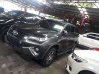 TOYOTA Fortuner 2.4 G 4x2 2017 Manual Gray