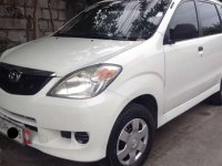 2009 Toyota Avanza J VVTI MT White