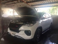 2018 TOYOTA Fortuner 24 G 4x2 Autoamtic Freedomwhite