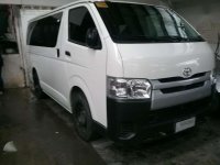 2017 TOYOTA Hi Ace Commuter 3.0 Manual Transmission