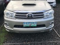 2011 Toyota Fortuner 30 V 4x4 Top of the Line DSL