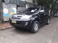 Toyota Fortuner v 2007 model Complete papers