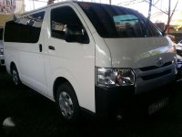 2018 TOYOTA HI ACE COMMUTER 3.0 Manual Transmission