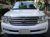 Toyota Land Cruiser 200 White FOR SALE