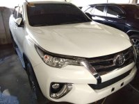 2018 Toyota Fortuner 2.4G 4x2 diesel manual newlook WHITE