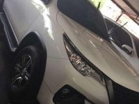 2018 TOYOTA Fortuner G AT freedom white