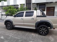 FOR SALE 2013 Toyota Hilux 4x2 Manual Transmission