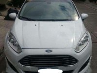 2015 Ford Fiesta top of the line FOR SALE