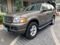 For sale: 2005 Ford Explorer XLT Gray Automatic Transmission