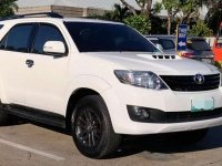 For sale Toyota Fortuner 2012 V 3.0 4x4 top of the line.