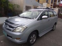 Selling Toyota Innova E 2008 Gas