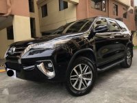 2018 Toyota Fortuner V Automatic Transmission 4x2 Casa Maintained