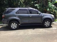 Toyota Fortuner 2011 4x2G AT FOR SALE