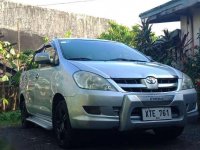  FOR SALE Toyota Innova 2006 Gas engine