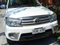 2011Toyota Fortuner mt 730k nego new tires