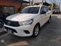 2017 Toyota Hilux white 17 mags diesel Manual transmission