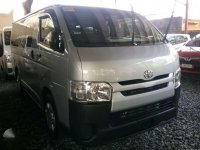 2018 TOYOTA HI ACE COMMUTER 3.0 Manual Transmission