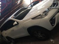 2017 TOYOTA Fortuner G automaticfreedom white