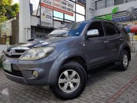 2008 TOYOTA Fortuner V 4x4 Top of the Line First Owned