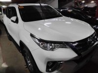 2018 Toyota Fortuner 2.4G 4x2 manual diesel newlook pearl white