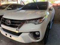 2018 Toyota Fortuner 2.4 G Manual Freedom White Model