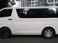 2015 TOYOTA Hi Ace Commuter MT FOR SALE