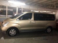 2009 Hyundai Starex 2.5L Gold CRDI Automatic for sale