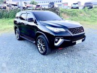 2018 Toyota Fortuner V 4x4 AT Diesel TRD KIT 