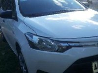 Toyota Vios2015 J Manual White Grab
