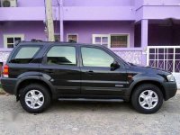 2005 FORD ESCAPE : automatic . fresh 