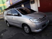 Toyota INNOVA G Top of the line 2011 model