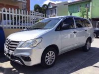 2015 Toyota Innova E dsl 695k