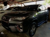 TOYOTA Fortuner 2.4 G 4x2 2017 Manual Gray