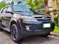 Toyota Fortuner V diesel automatic 2008 4x4