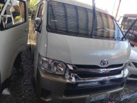 2017 Toyota Hiace 3.0 GL GRANDIA manual diesel PEARL WHITE